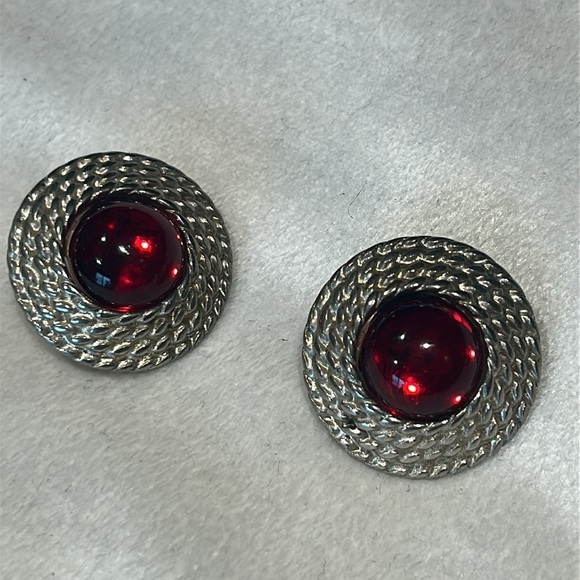 Vintage 5 pairs of stunning Silver Red blue clip and pierced Earrings set - Picture 5 of 7